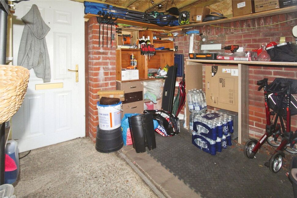 Side Store