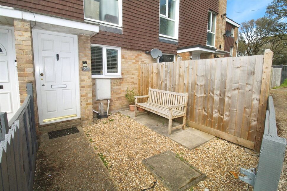 Main image of 2 bedroom Flat for sale, Tickleford Drive, Southampton, Hampshire, SO19