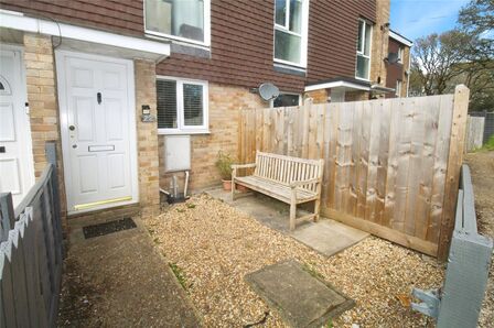 Tickleford Drive, 2 bedroom  Flat for sale, £180,000