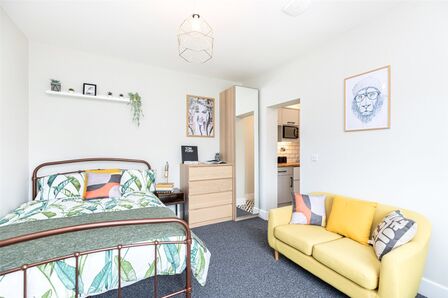 Semi Detached Flat to rent
