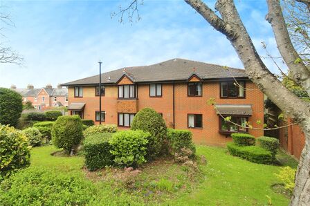 1 bedroom  Flat for sale
