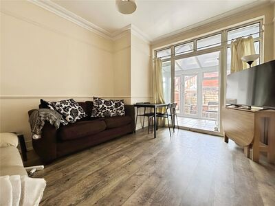 Devonshire Road, 4 bedroom  House to rent, £2,080 pcm