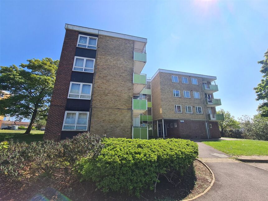 Main image of 2 bedroom  Flat to rent, Herrick Close, Southampton, Hampshire, SO19