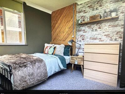Gordon Avenue, 1 bedroom  Room to rent, £895 pcm