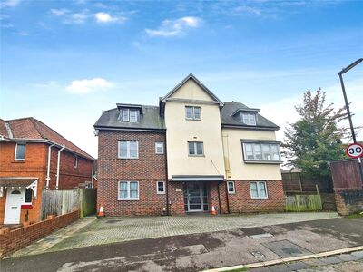 Phillimore Road, 1 bedroom  Flat to rent, £900 pcm