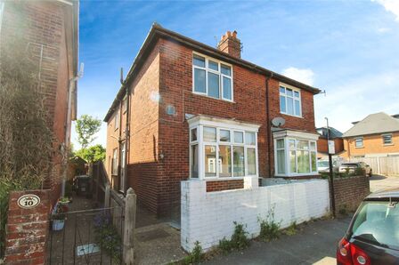 Almond Road, 3 bedroom Semi Detached House for sale, £240,000