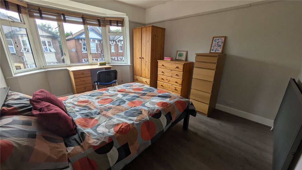 Main image of 1 bedroom  Room to rent, Coventry Road, Southampton, Hampshire, SO15