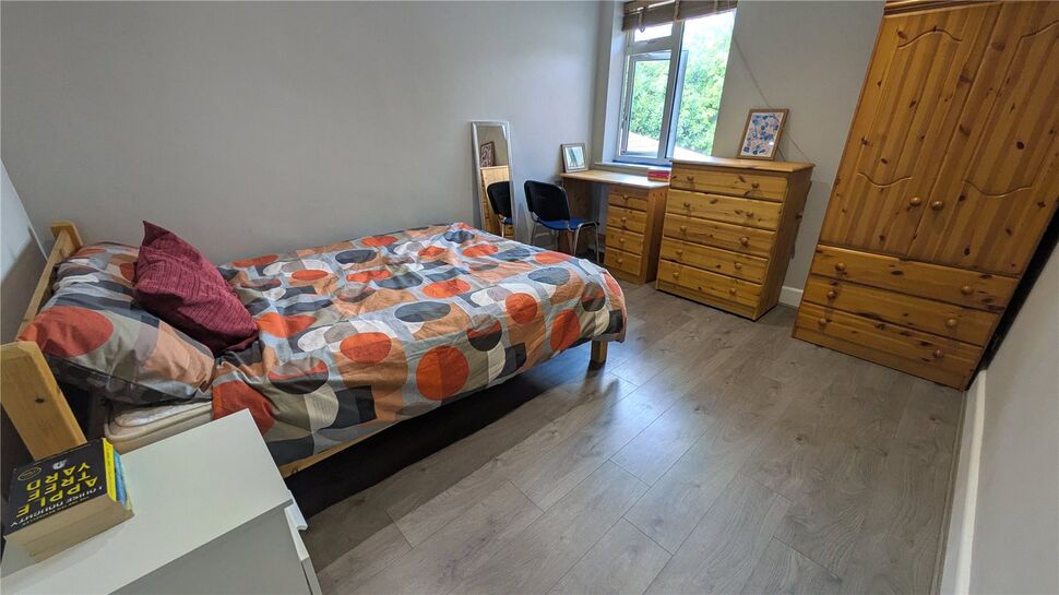 Main image of 1 bedroom Room to rent, Coventry Road, Southampton, Hampshire, SO15