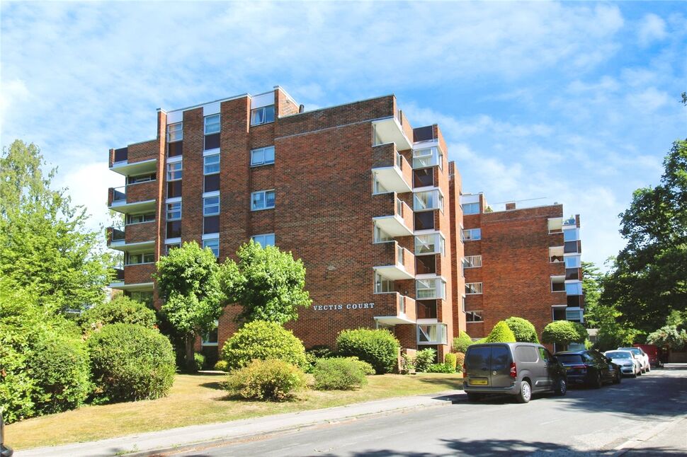 2 bedroom  Flat for sale