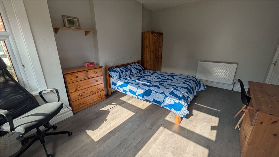 Main image of 1 bedroom  Room to rent, Coventry Road, Southampton, Hampshire, SO15