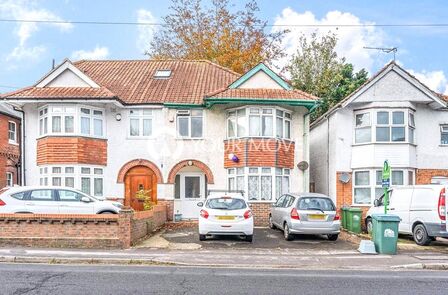 Shaftesbury Avenue, 6 bedroom  House to rent, £2,880 pcm