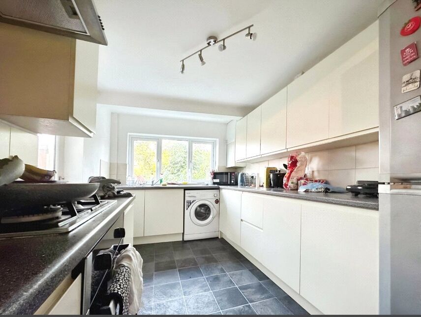 Main image of 4 bedroom Mid Terrace House to rent, Northcote Road, Southampton, Hampshire, SO17