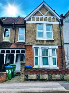 Westridge Road, 6 bedroom Semi Detached House to rent, £3,200 pcm