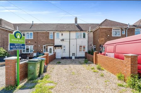 Aldermoor Avenue, 2 bedroom Mid Terrace House to rent, £1,595 pcm