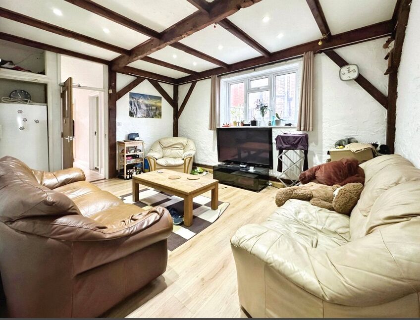 Main image of 7 bedroom Semi Detached House to rent, Alma Road, Southampton, Hampshire, SO14