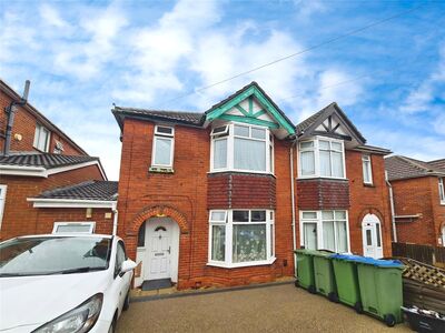 Sirdar Road, 5 bedroom Link Detached House to rent, £2,400 pcm