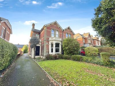 Cavendish Grove, 2 bedroom Flat to rent, &pound;1,100 pcm