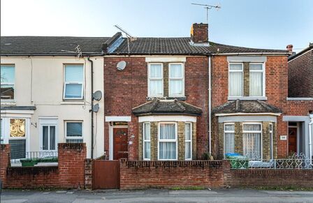 Adelaide Road, 4 bedroom House to rent, &pound;1,700 pcm