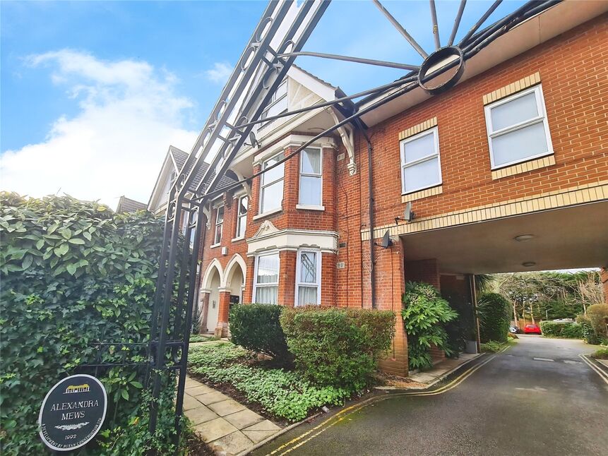 Main image of 1 bedroom Flat to rent, Hill Lane, Southampton, Hampshire, SO15