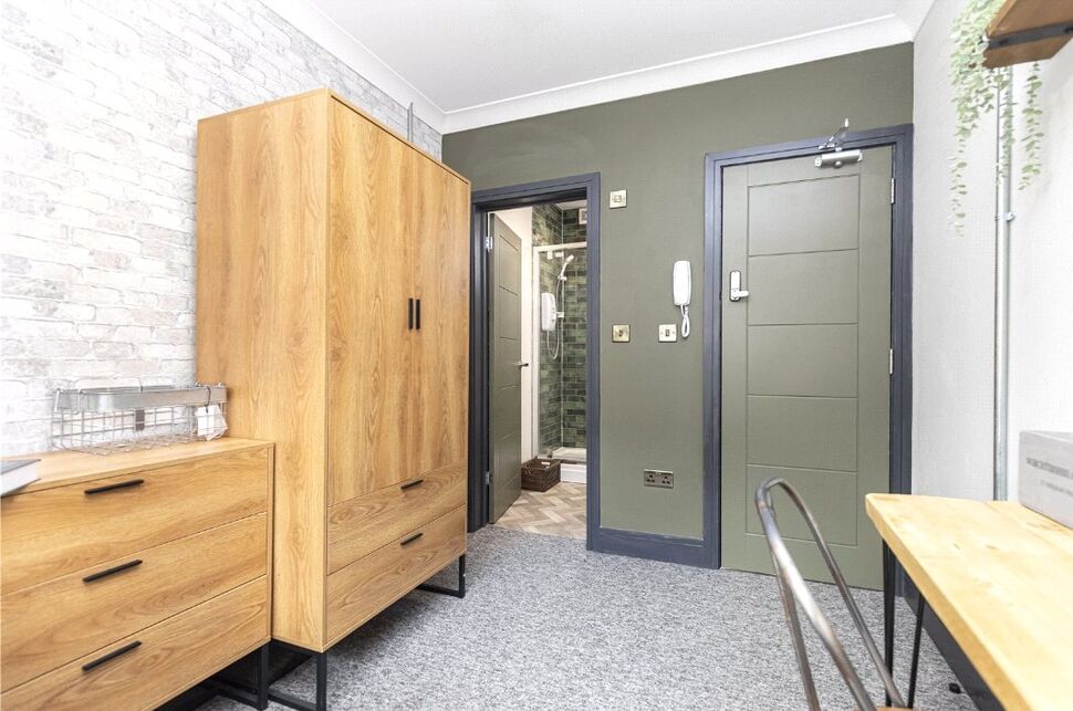 Main image of Mid Terrace Room to rent, Gordon Avenue, Southampton, Hampshire, SO14