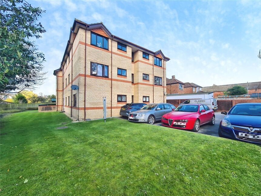Main image of 1 bedroom Flat to rent, Nightingale Grove, Southampton, SO15