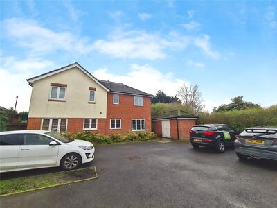 St. Monica Road, 2 bedroom House to rent, &pound;1,250 pcm