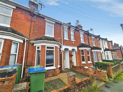 Norham Avenue, 3 bedroom Mid Terrace House to rent, &pound;1,500 pcm