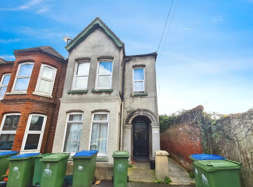 Main image of 3 bedroom Flat to rent, Rigby Road, Southampton, Hampshire, SO17