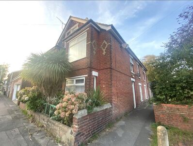 Grantham Road, 1 bedroom Flat to rent, &pound;795 pcm