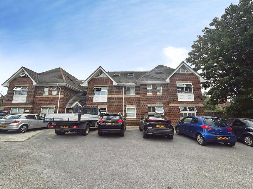 Main image of 2 bedroom Flat to rent, Edwina Close, Southampton, Hampshire, SO19