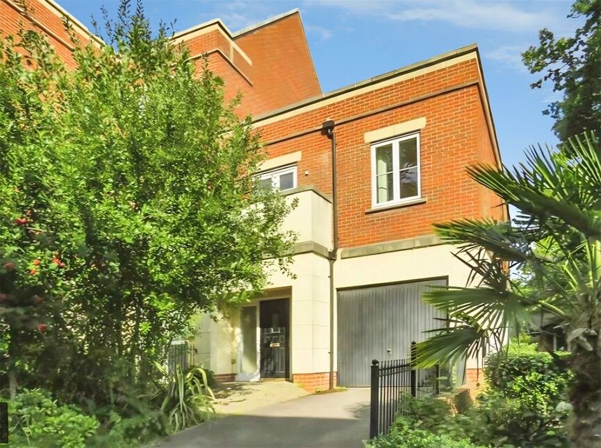 Main image of 3 bedroom End Terrace House to rent, Providence Park, Southampton, Hampshire, SO16