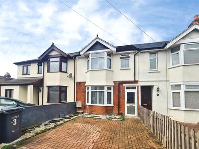Salisbury Close, 1 bedroom Mid Terrace Property to rent, &pound;995 pcm