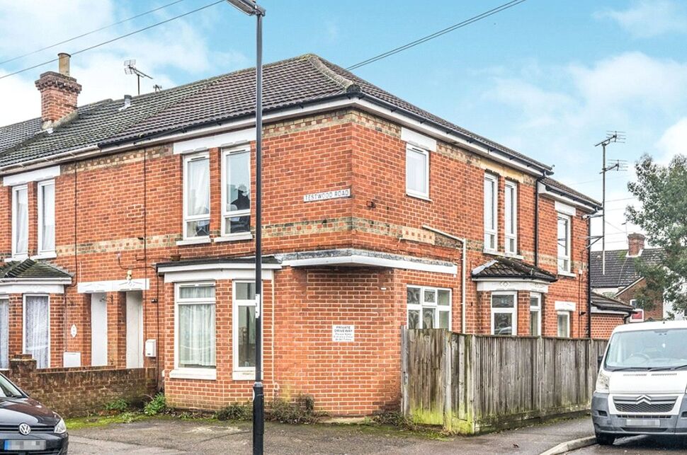 Main image of 2 bedroom Flat to rent, Testwood Road, Southampton, Hampshire, SO15
