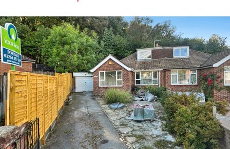 Hinton Crescent, 3 bedroom Semi Detached Bungalow for sale, &pound;360,000