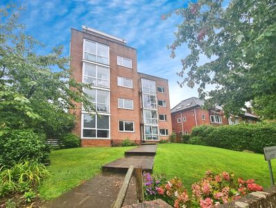 Westwood Road, 2 bedroom Flat to rent, &pound;1,600 pcm