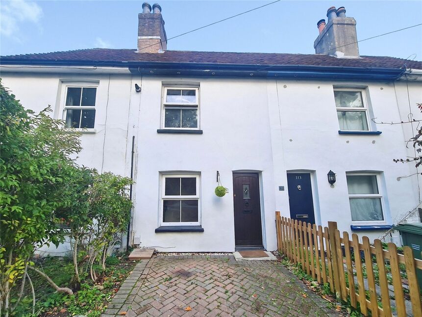 Main image of 2 bedroom Property to rent, Dibles Road, Warsash, Hampshire, SO31