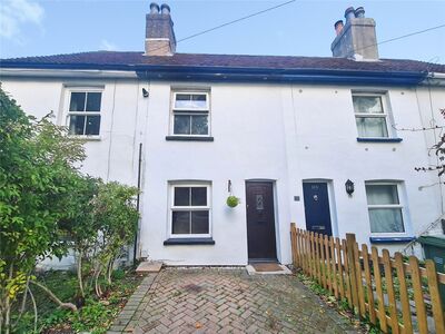 Dibles Road, 2 bedroom Property to rent, &pound;1,400 pcm