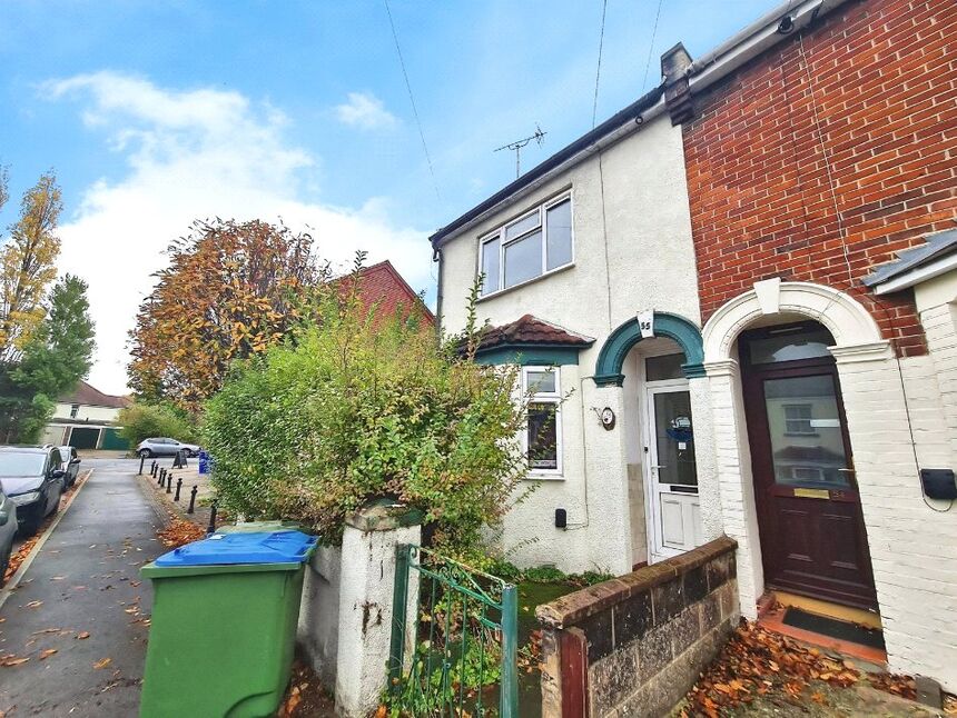 Main image of 4 bedroom Mid Terrace House to rent, Somerset Road, Southampton, Hampshire, SO17