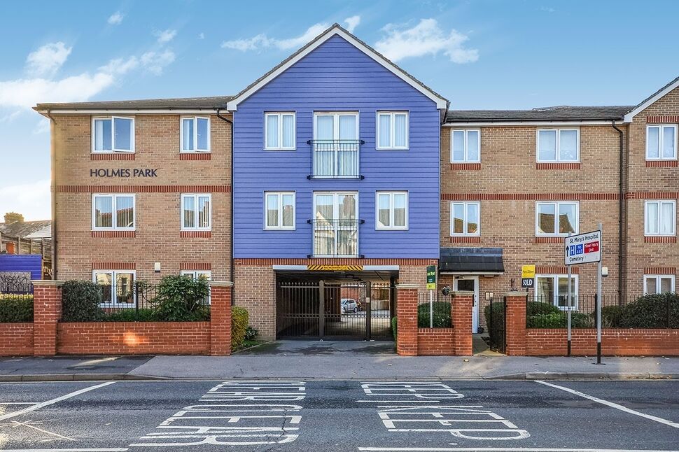 Main image of 1 bedroom Flat to rent, Milton Road, Southsea, PO4