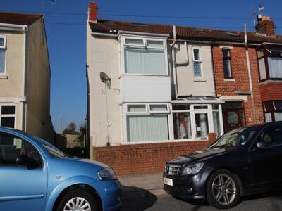 Stride Avenue, 3 bedroom Semi Detached House to rent, £1,400 pcm