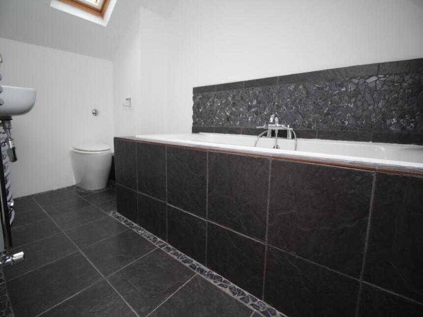 2 Reception Rooms