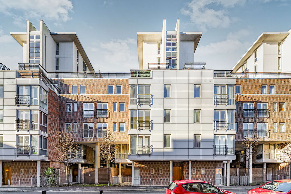 Main image of 2 bedroom  Flat to rent, Cross Street, Portsmouth, PO1