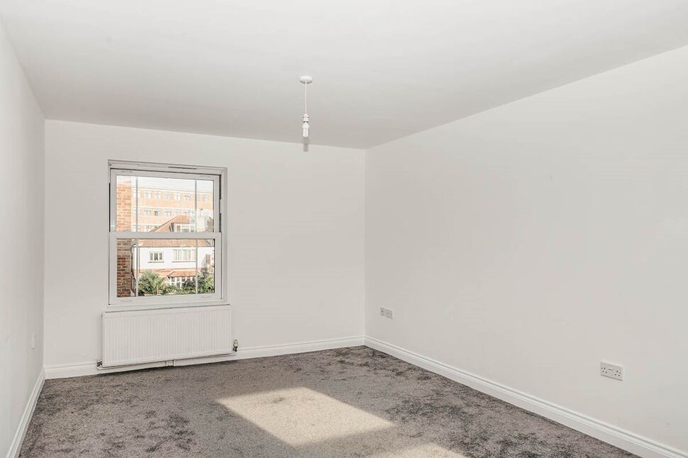 Main image of 2 bedroom  Flat to rent, Pelham Road, Southsea, Hampshire, PO5