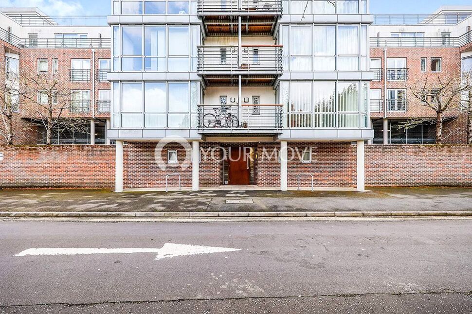 Main image of Flat to rent, Chapel Row House, Bonfire Corner, Hampshire, PO1