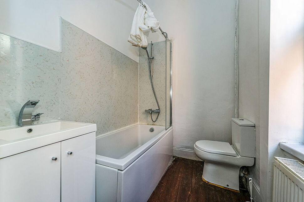 Main image of 1 bedroom Flat to rent, Western Parade, Southsea, Hampshire, PO5