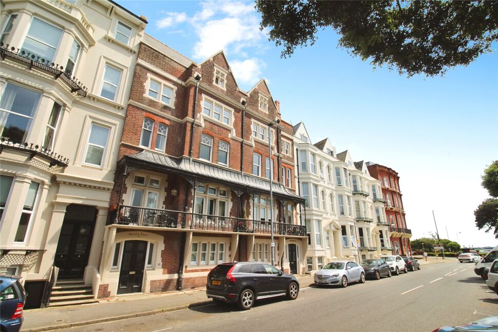 2 bedroom  Flat for sale