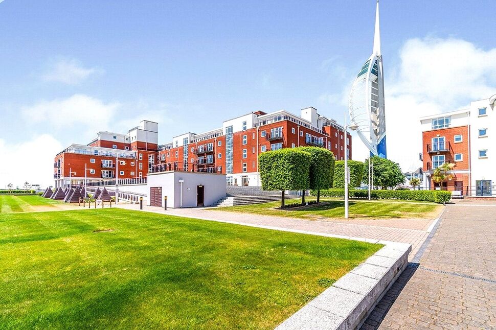 Main image of 2 bedroom Flat to rent, Gunwharf Quays, Portsmouth, Hampshire, PO1