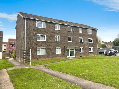 Crombie Close, 1 bedroom  Flat for sale, £125,000