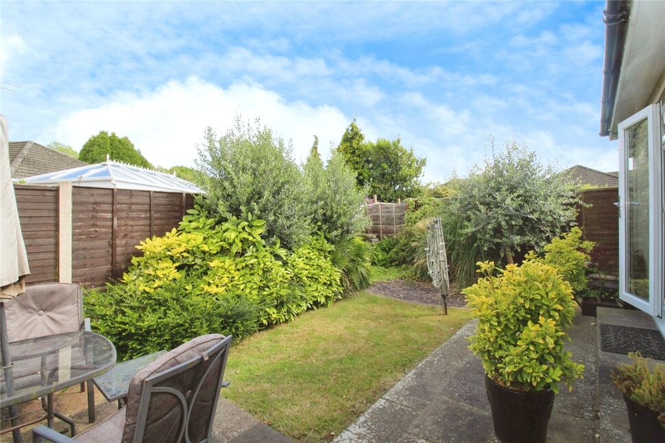 3 bedroom Semi Detached Bungalow for sale, Milton Road, Cowplain, PO8