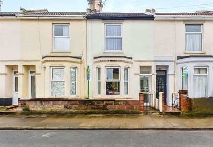 Jubilee Road, 3 bedroom Mid Terrace House for sale, £285,000